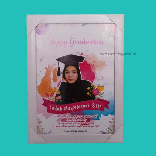 Detail Figura Foto Wisuda Nomer 24