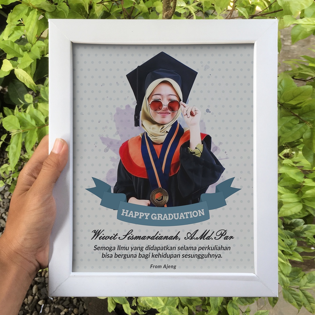 Detail Figura Foto Wisuda Nomer 37