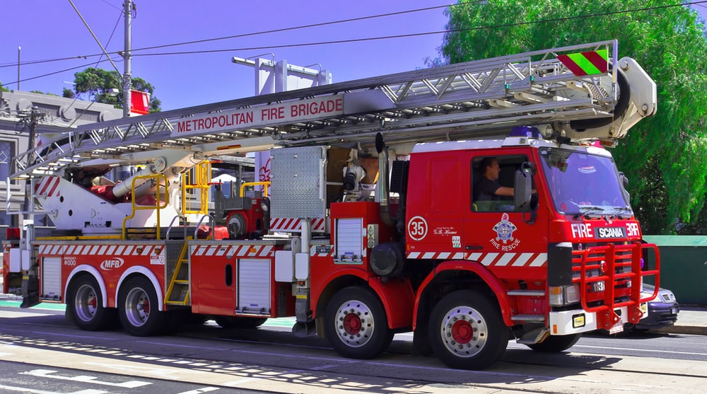 Detail Fire Engine Image Nomer 11