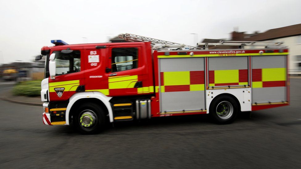Detail Fire Engine Image Nomer 14