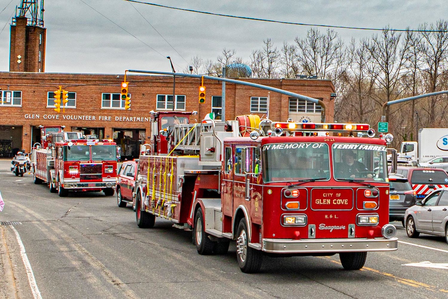 Detail Fire Engine Image Nomer 15