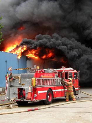 Detail Fire Engine Image Nomer 17