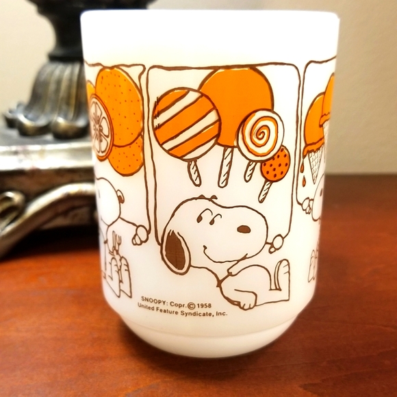 Detail Fire King Snoopy Mug Nomer 31