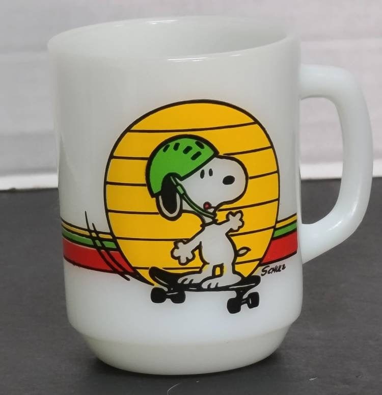 Detail Fire King Snoopy Mug Nomer 49