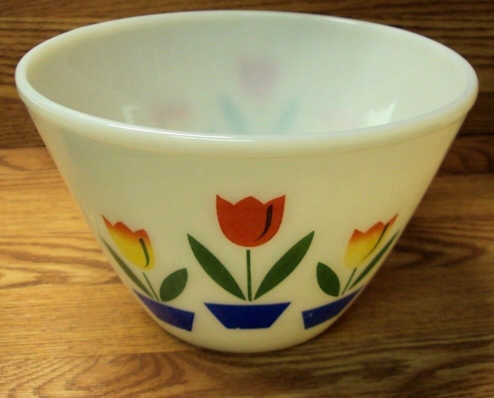 Detail Fire King Tulip Bowl Set Nomer 5