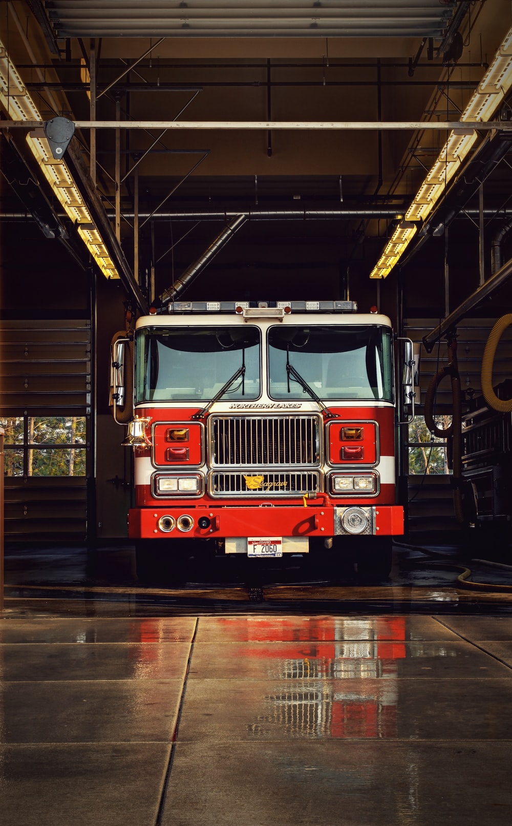 Detail Fire Truck Picture Nomer 44