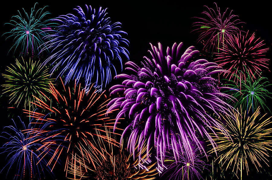 Detail Firework Background Nomer 32