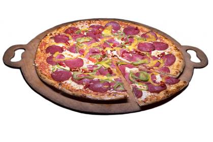 Detail Pizza Salami Paprika Nomer 5