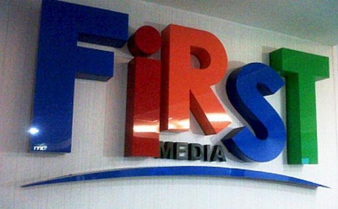 Detail First Media Logo Nomer 18