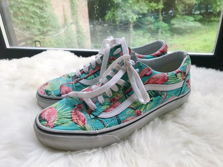 Detail Flamingo Print Vans Nomer 16