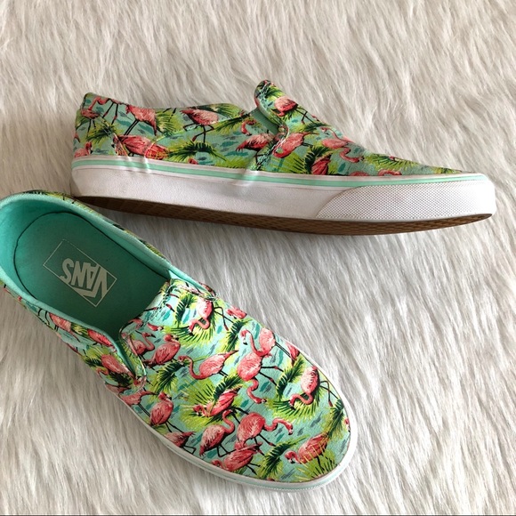 Detail Flamingo Print Vans Nomer 19