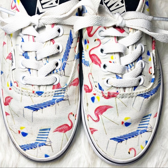 Detail Flamingo Print Vans Nomer 26