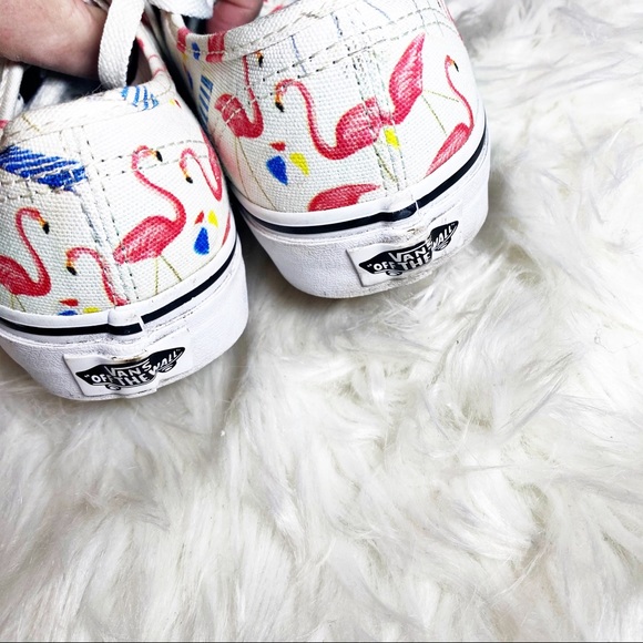 Detail Flamingo Print Vans Nomer 28