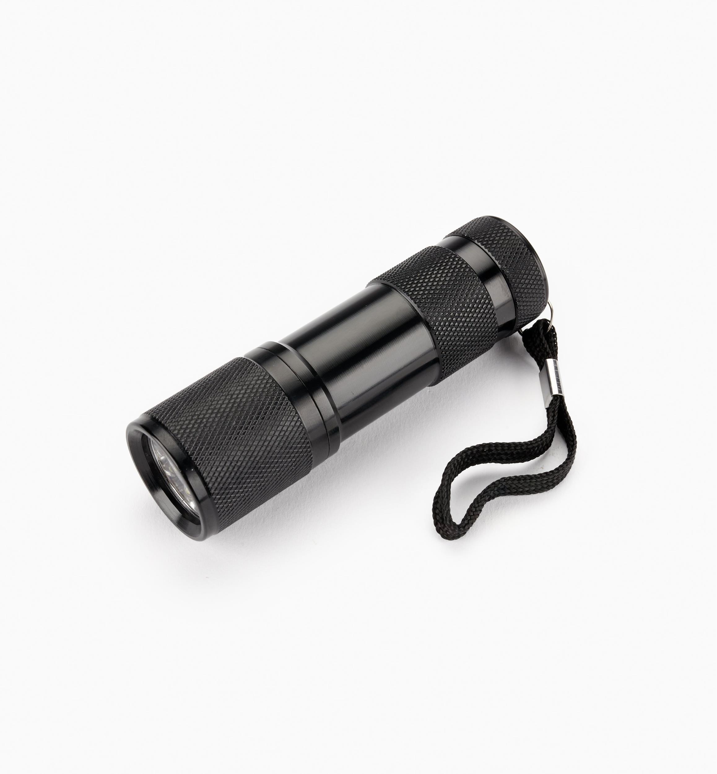 Detail Flashlight Image Nomer 41