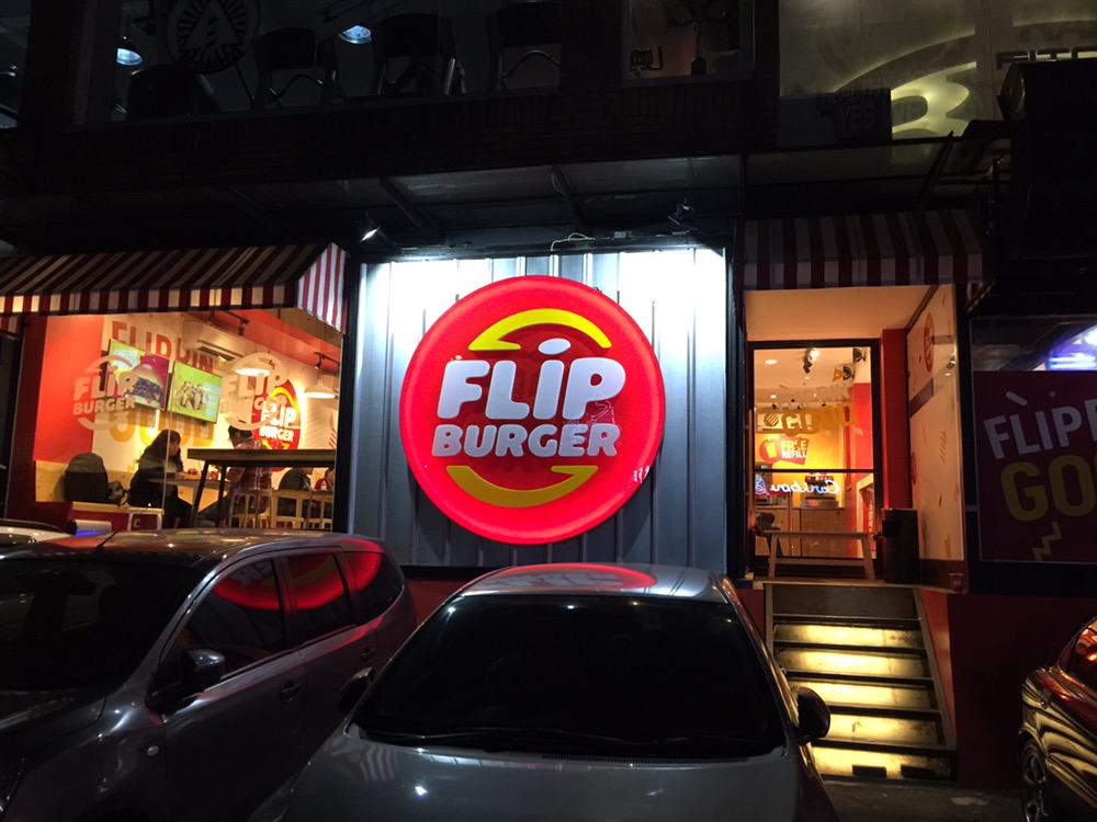 Detail Flip Burger Senopati Nomer 45