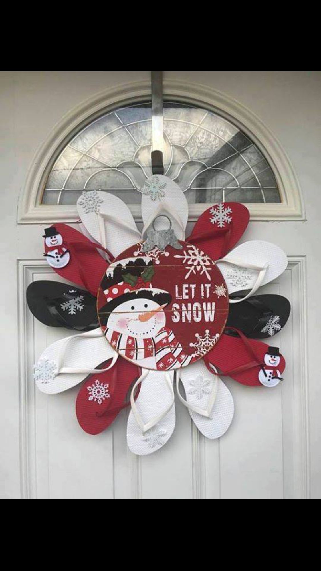 Detail Flip Flop Christmas Wreath Nomer 9