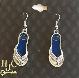 Detail Flip Flops With Fish Hook Logo Nomer 24