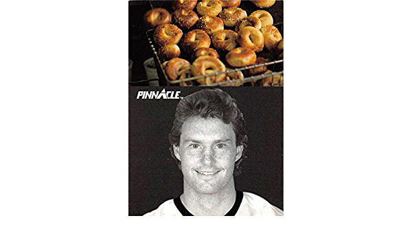 Detail Bagel Man Card Hockey Nomer 9