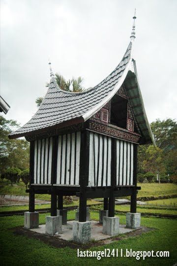 Detail Bagian Bagian Ruang Rumah Gadang Nomer 16