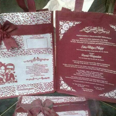 Detail Baground Undangan Pernikahan Gambar Cewek Cowok Nomer 47