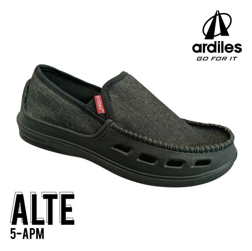 Detail Bahan Sepatu Crocs Nomer 12