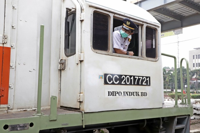 Detail Bahasa Inggrisnya Kereta Api Nomer 53