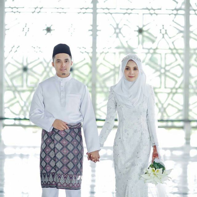 Detail Baju Akad Nikah Muslimah Simple Nomer 2