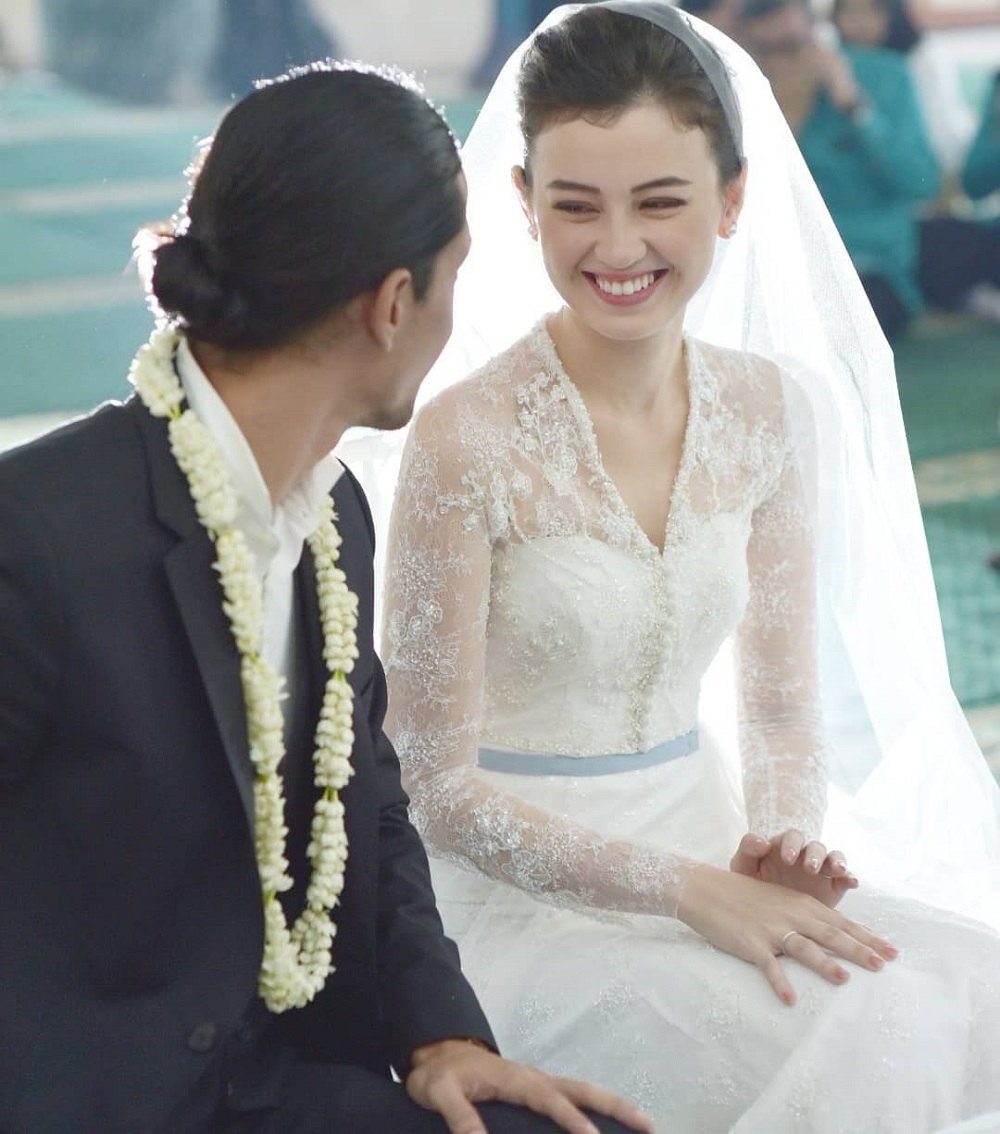 Detail Baju Akad Nikah Sederhana Nomer 24