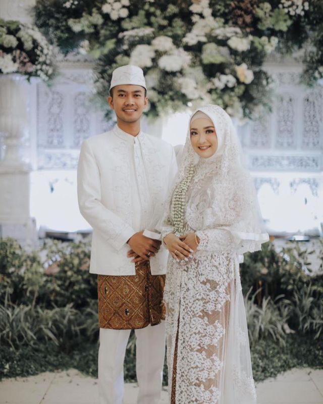 Detail Baju Akad Nikah Simple Hijab Nomer 36