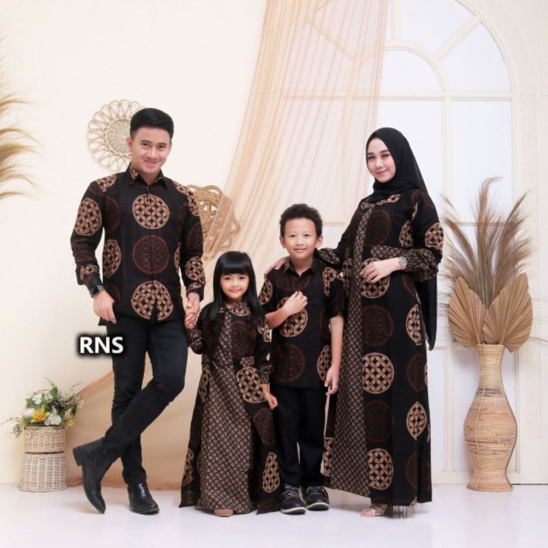 Detail Baju Couple Keluarga Batik Nomer 6
