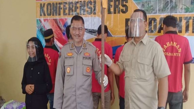 Detail Baju Gili Nomer 49