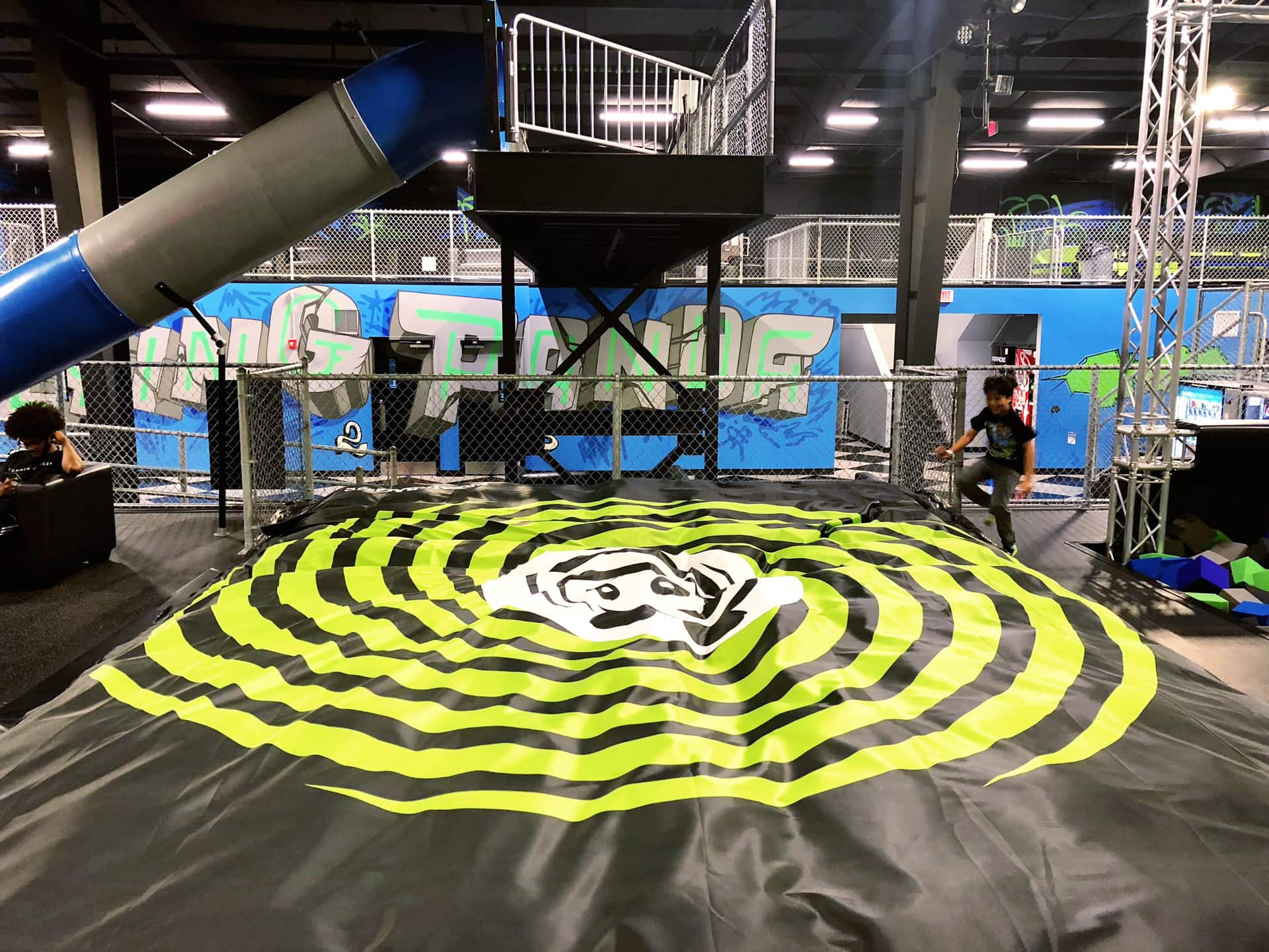 Detail Flying Panda Trampoline Park Nomer 5