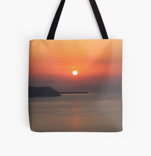 Detail Roter Strand Santorini Nomer 4