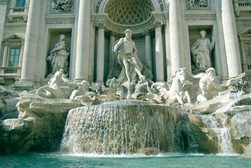 Detail Fontana Di Trevi Nomer 26