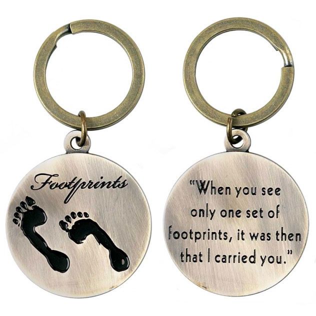 Detail Footprints In The Sand Keychain Nomer 56