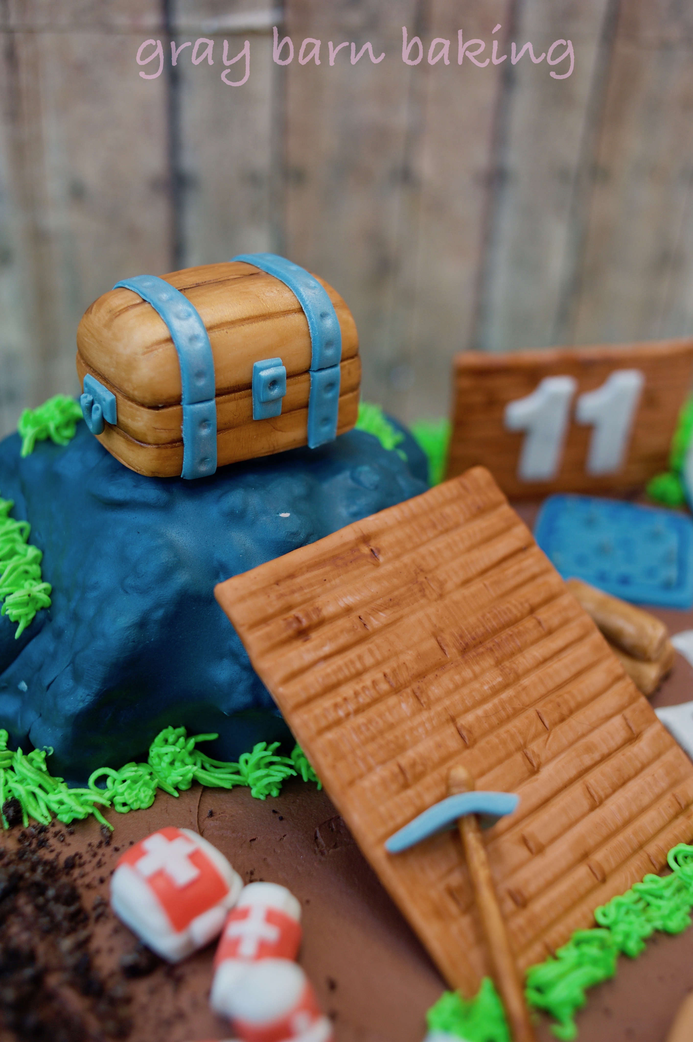 Detail Fortnite Treasure Chest Cake Nomer 14