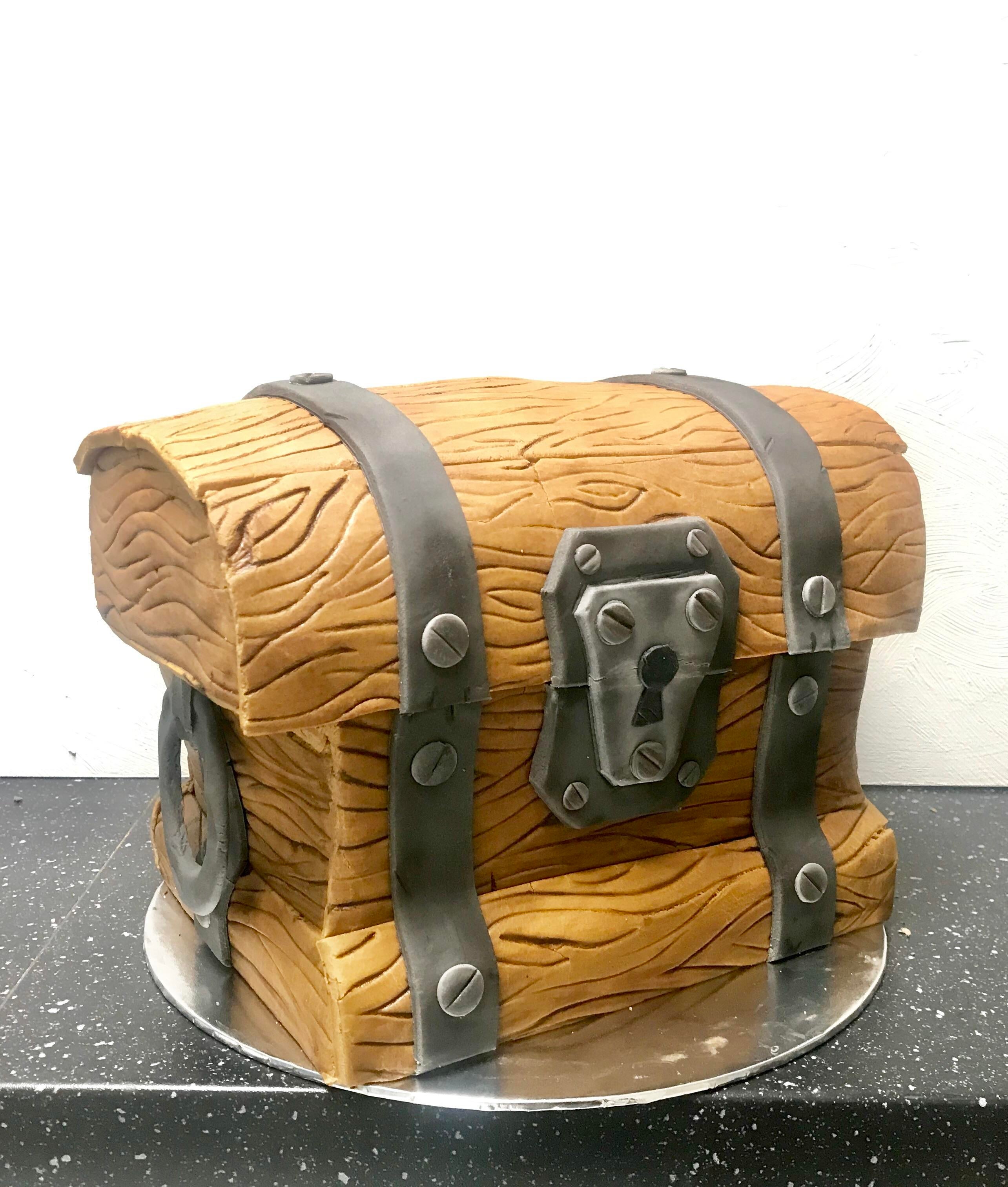 Detail Fortnite Treasure Chest Cake Nomer 20