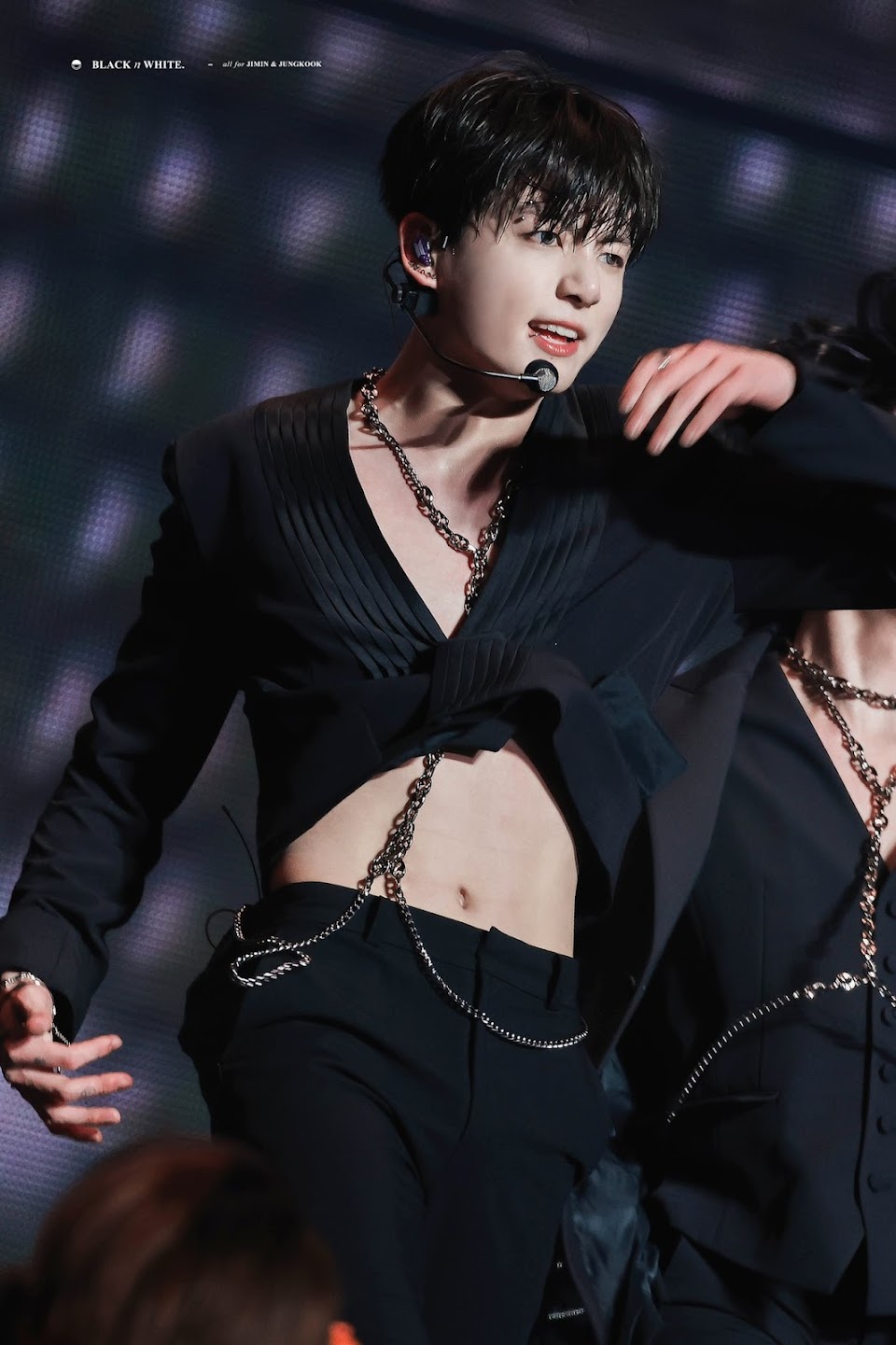 Detail Foto Abs Jungkook Nomer 7