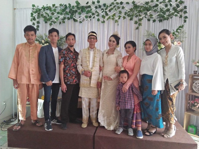 Foto Acara Pernikahan Sederhana - KibrisPDR