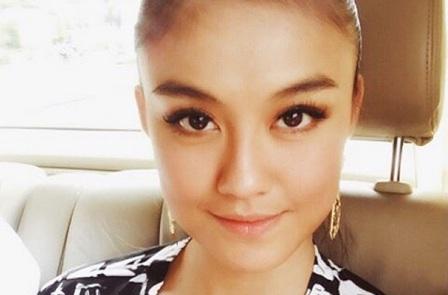 Detail Foto Agnes Monica Terbaru 2015 Nomer 2