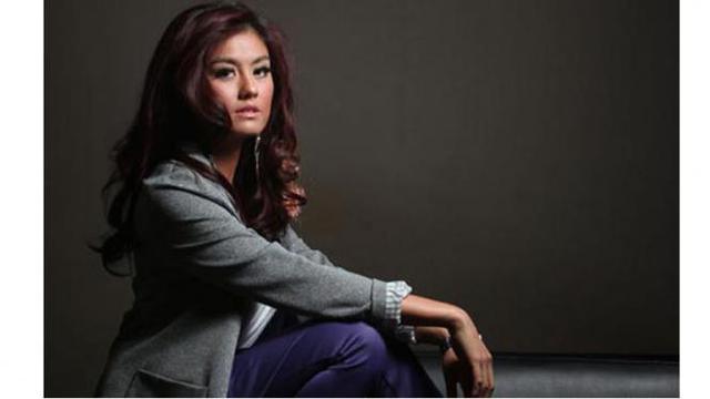 Detail Foto Agnes Monica Terbaru 2015 Nomer 16