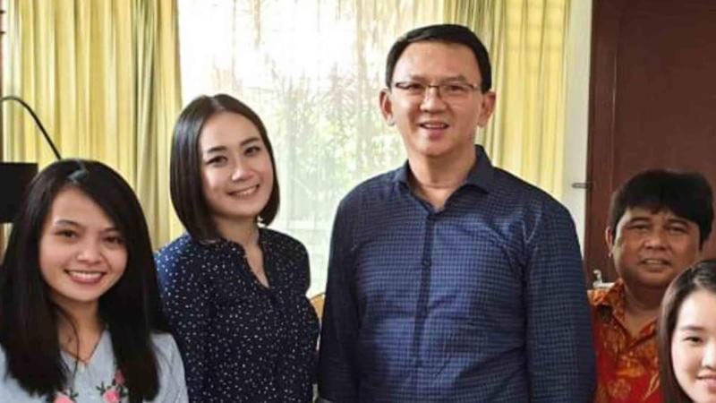 Detail Foto Ahok Muda Nomer 41