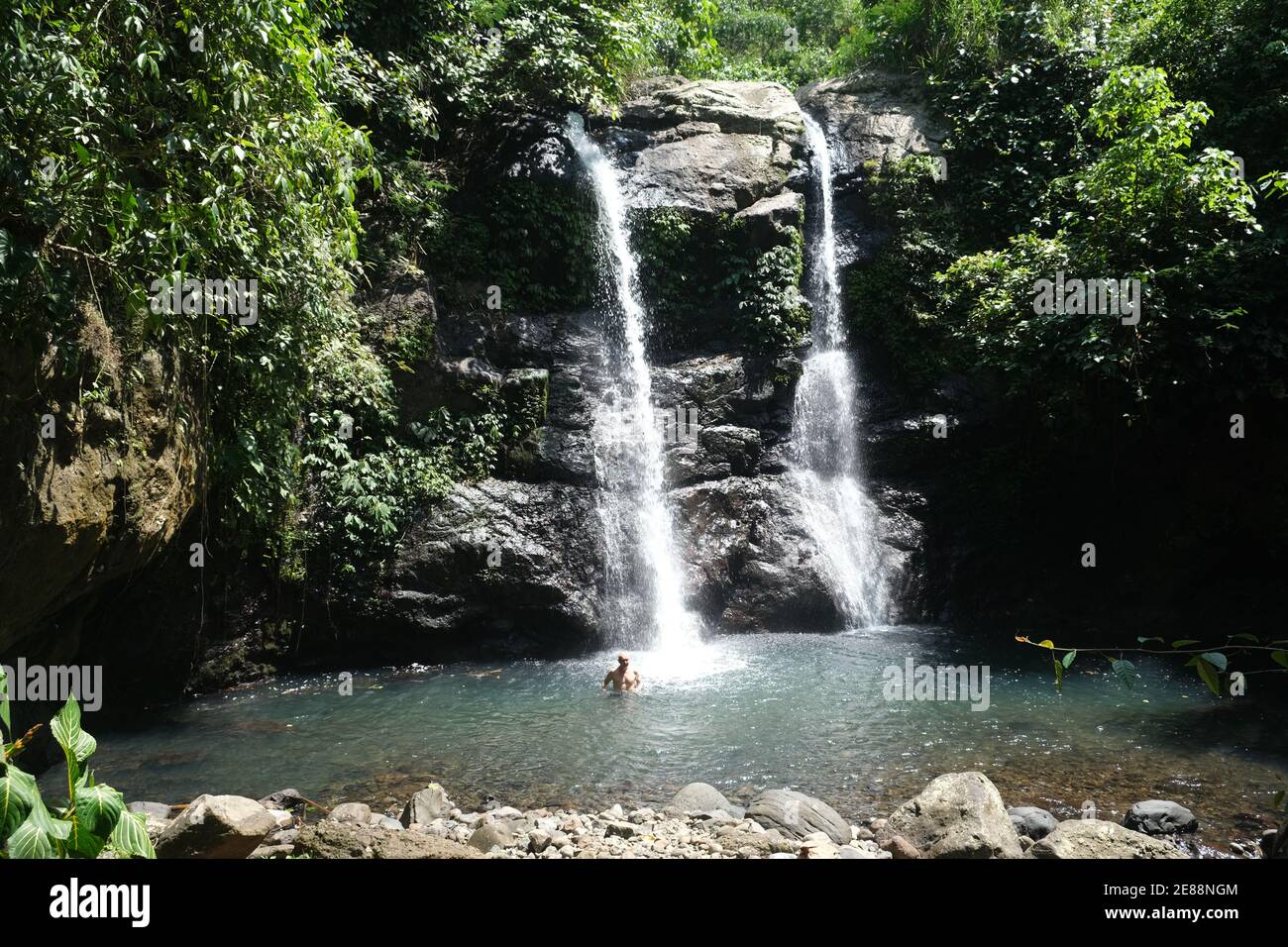 Detail Foto Air Terjun Di Indonesia Nomer 47