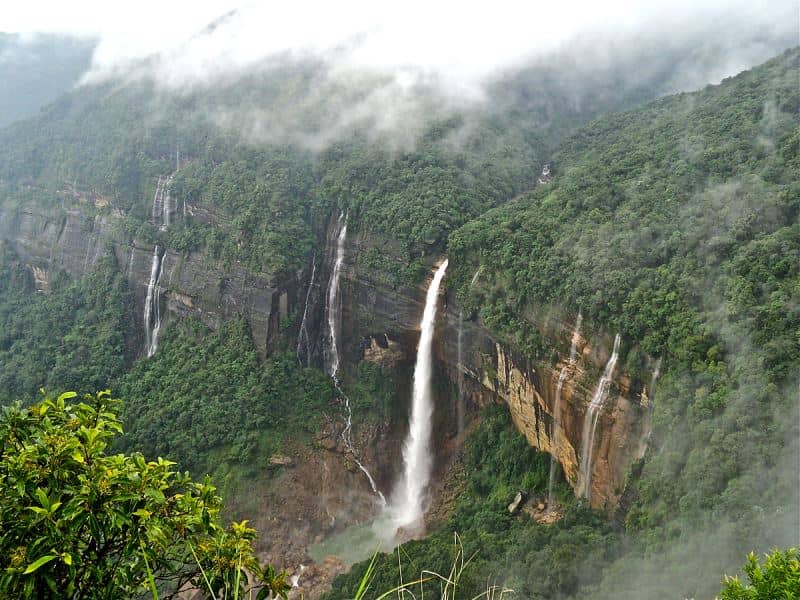 Detail Foto Air Terjun Indah Nomer 29