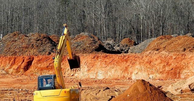 Detail Foto Alat Berat Excavator Nomer 35