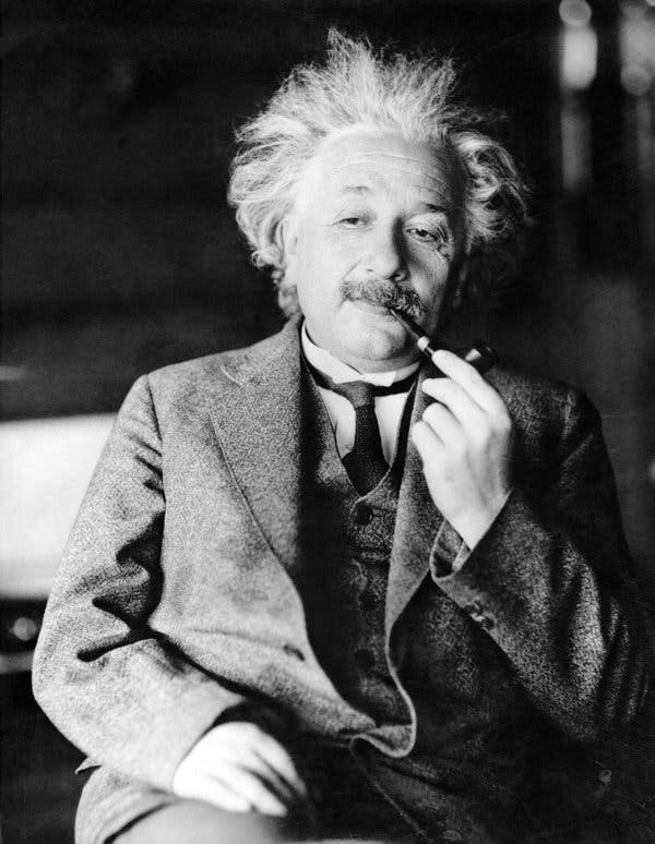 Detail Foto Albert Einstein Nomer 28
