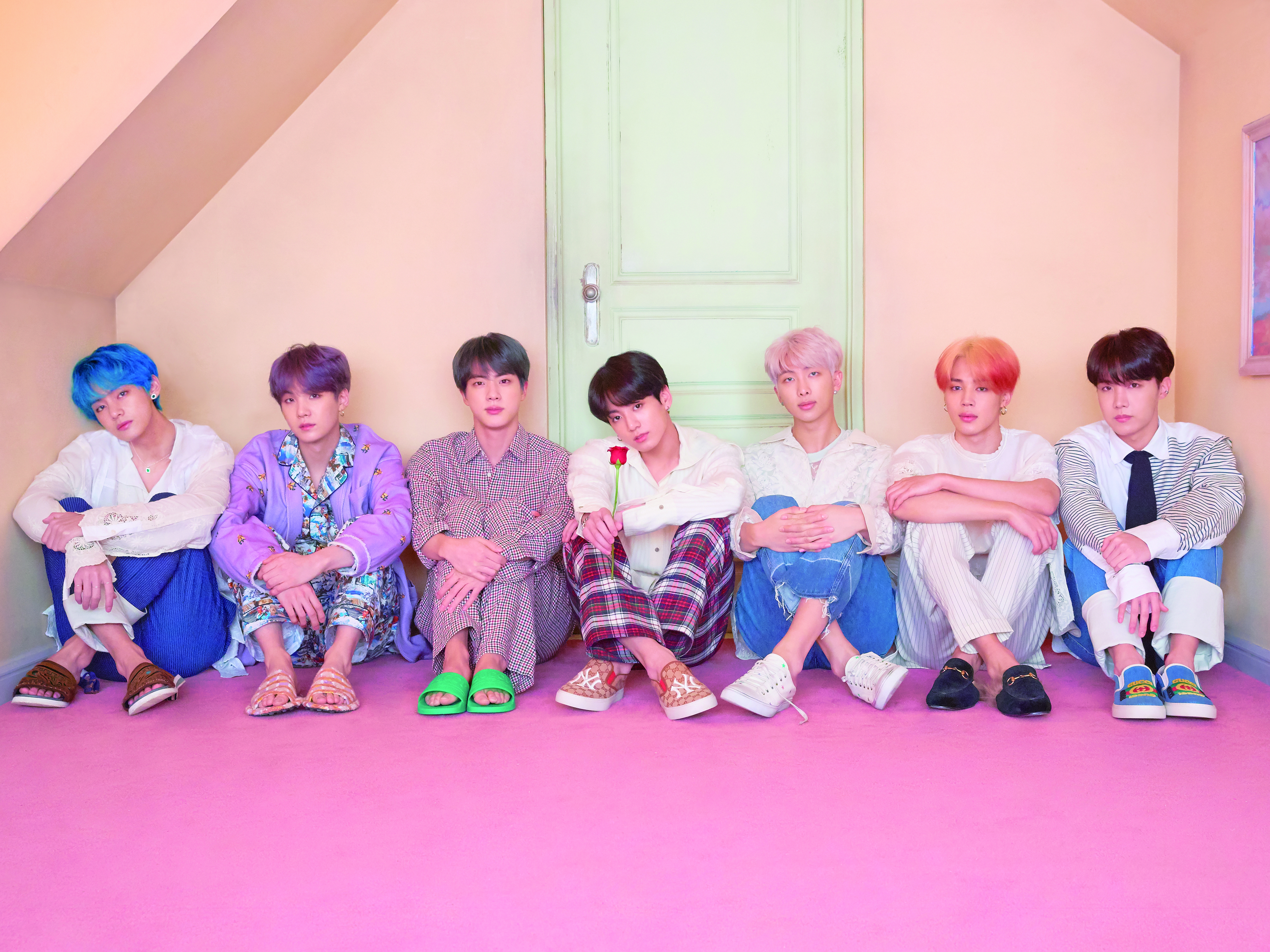 Detail Foto Album Bts Persona Nomer 17