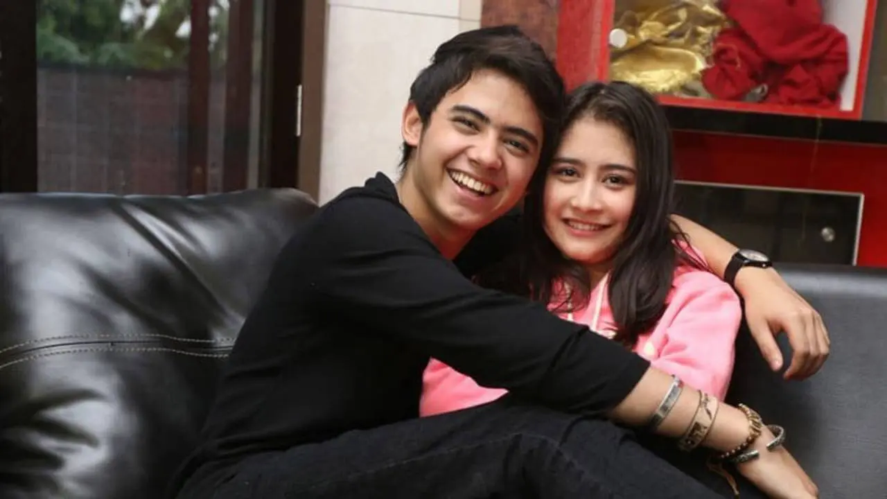 Detail Foto Aliando Prilly Nomer 20