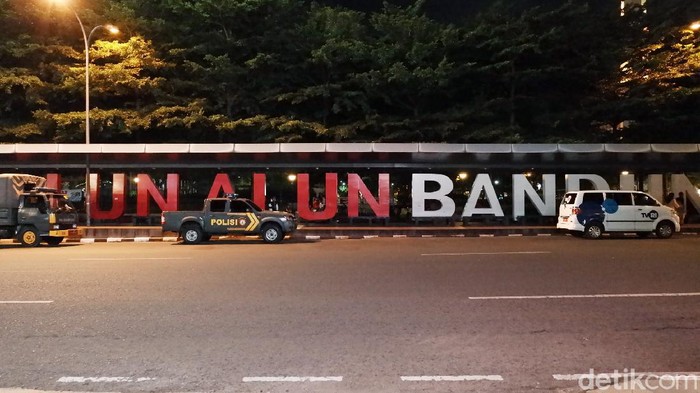 Download Foto Alun Alun Bandung Nomer 45