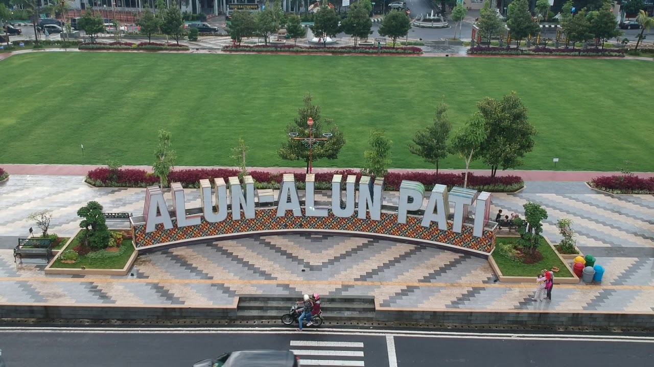 Detail Foto Alun Alun Pati Nomer 9